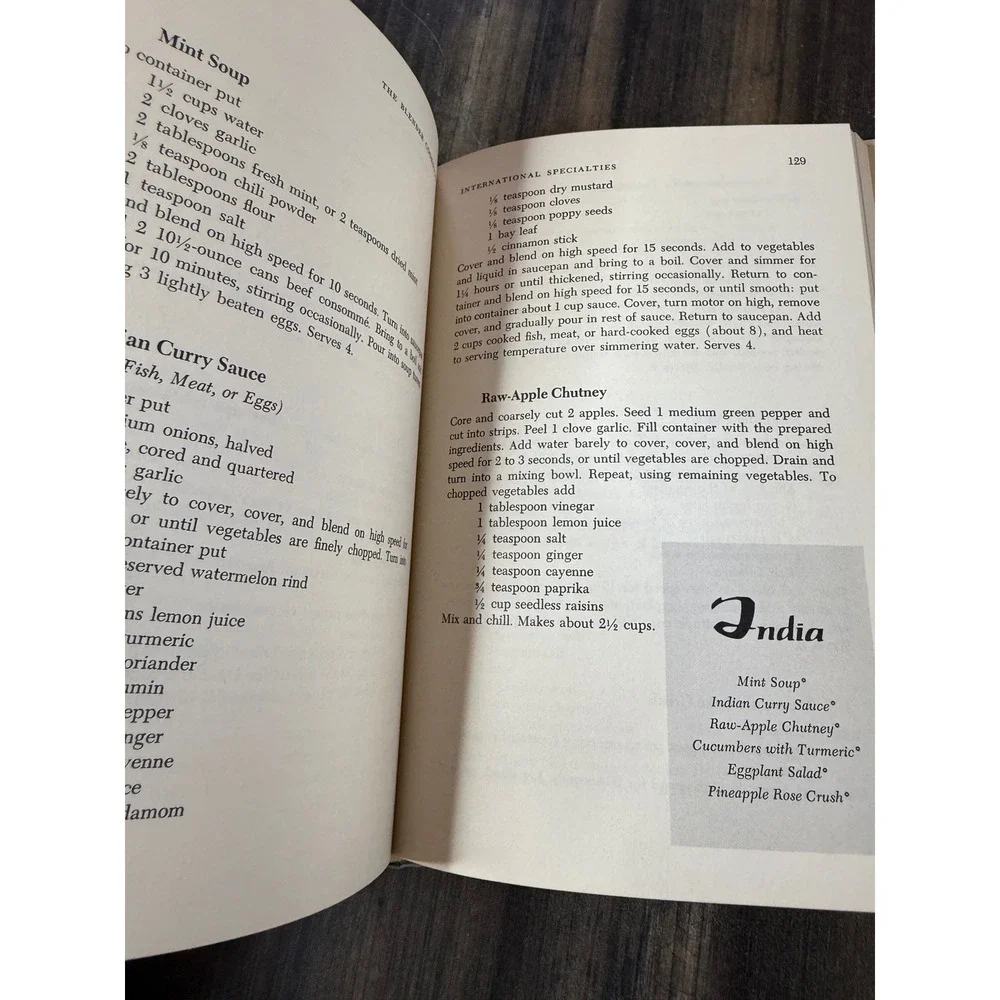 The Blender Cookbook by Ann‎ Seranne Eileen Gaden 1961 Vintage Hardcover